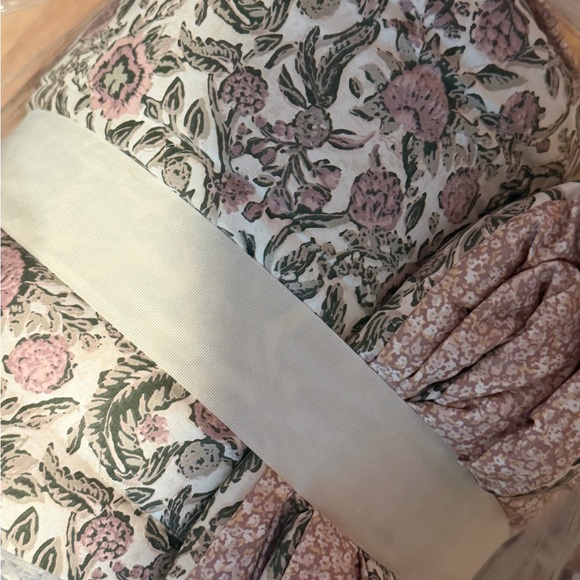 Threshold Studio McGee Pink and Cream Floral Bedding - Picture 2 of 3